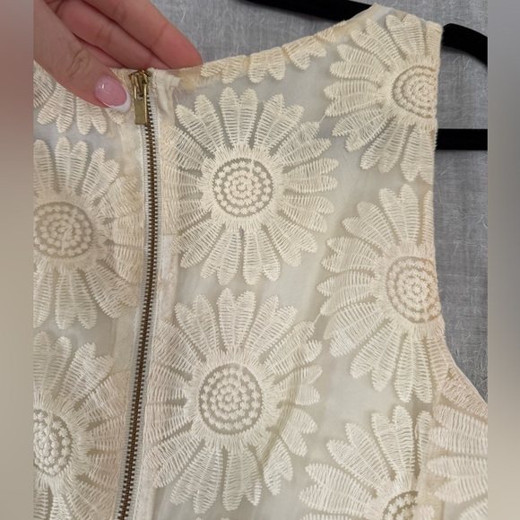 NWT - Banana Republic Ivory Drop Waist Dress. New with tags. - Picture 4 of 4